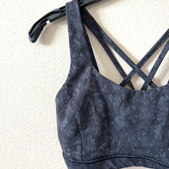 Lululemon Energy Sports Bra - Size 6 - Picture 2 of 6